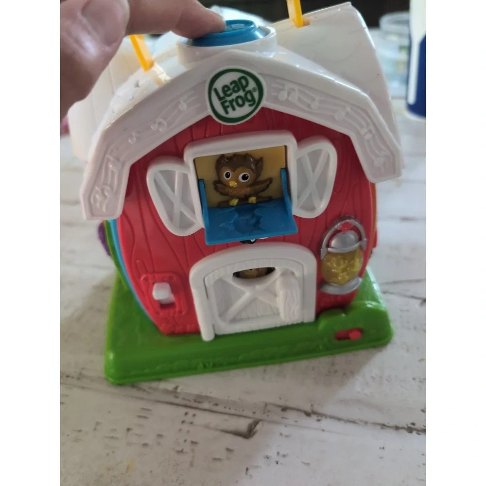 Leap Frog Sing and Play Animal Farm House Barn Lights Sounds Works